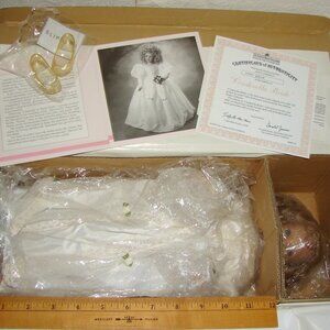 Ashton Drake Cinderella Bride 16" Porcelain DOLL, 1998, Gaby Rademann MIB